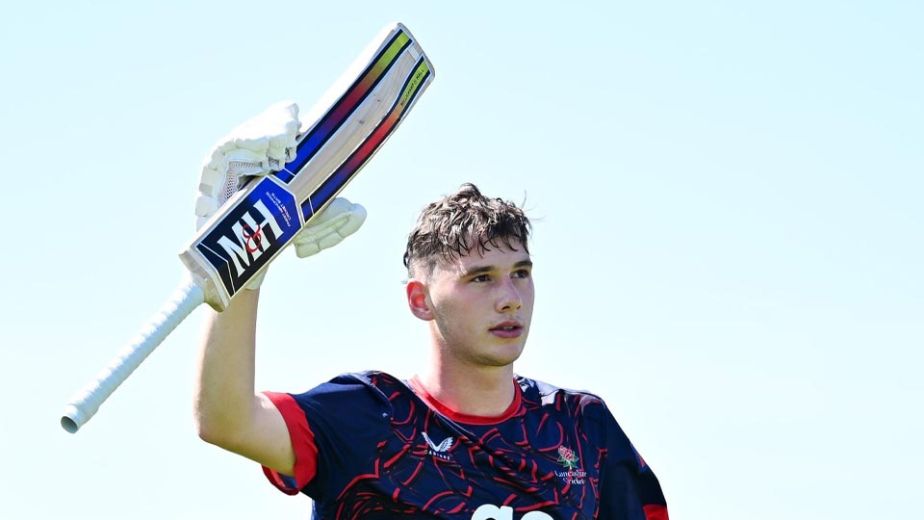 Andrew Flintoff’s Son Rocky Blasts Maiden Senior Century for Lancashire