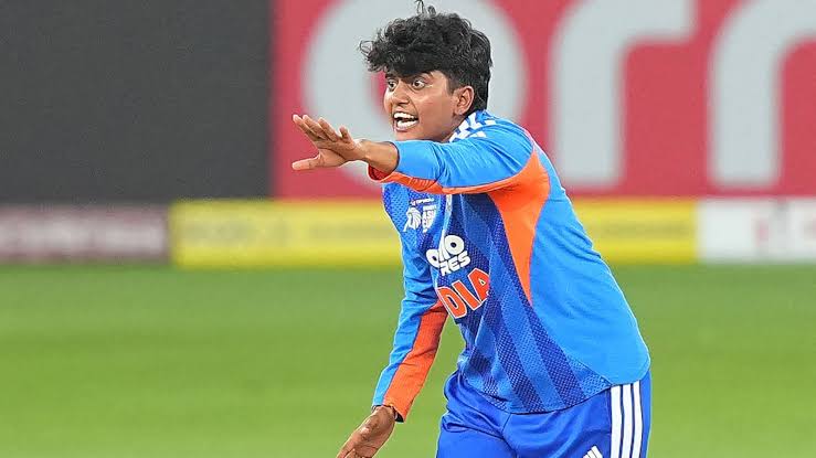 Shree Charani Crosses 800 Points, Deepti Sharma Rises to No. 2 in T20I Rankings