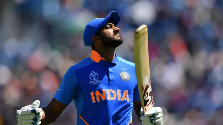 “He is the best example for any cricketer to watch” - Vijay Shankar heaps praise on veteran Indian batter
