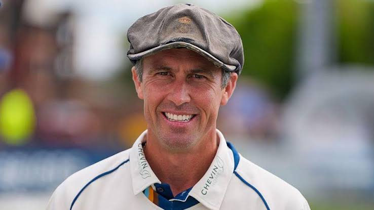 Wayne Madsen Commits to Derbyshire for 19th Season With New 2027 Deal
